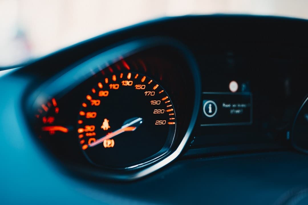 Como Instalar Acessórios Elétricos sem Comprometer o Sistema Original do Carro