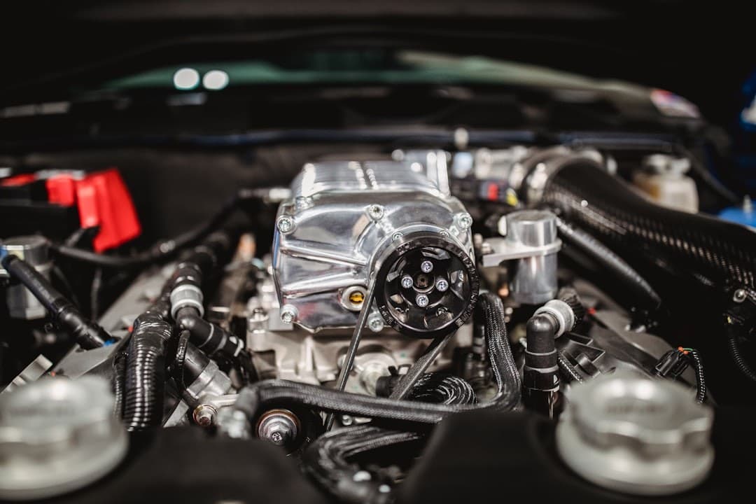 Por que a correia dentada exige substituição em kit integrado