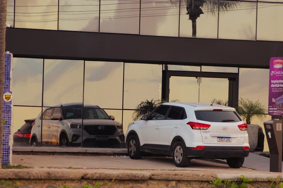 Cenário Automotivo em 2026: Crescimento Consolidado e Divisões Regionais