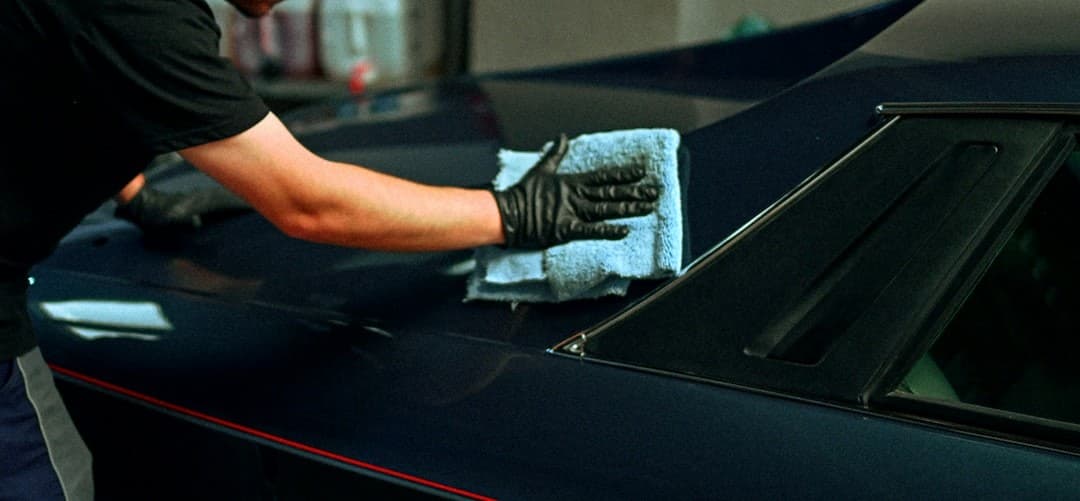 Lavagem correta: como evitar 90% dos riscos na pintura usando o método dos dois baldes