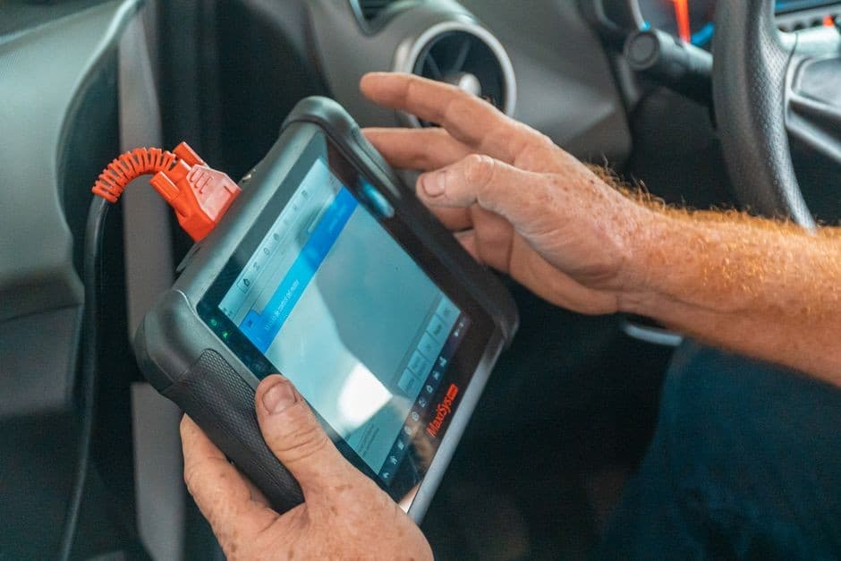 Autel MaxiCOM MK808: perfil técnico, aplicações reais e limites no mercado brasileiro